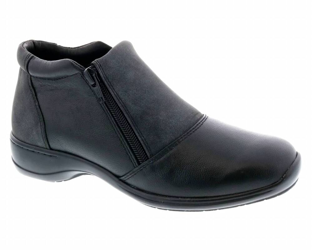 NEW ROS HOMMERSON women's superb comfort ankle bootie in black leather